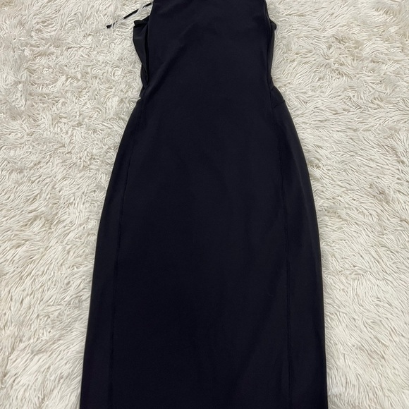 Lululemon Rather Be Gathered Dress - Size 4 - black - Picture 4 of 9